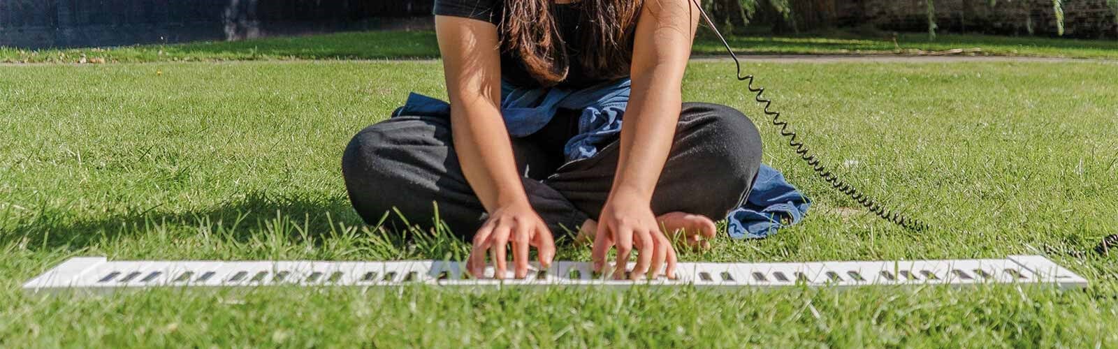 پیانو تاشو Carry-on