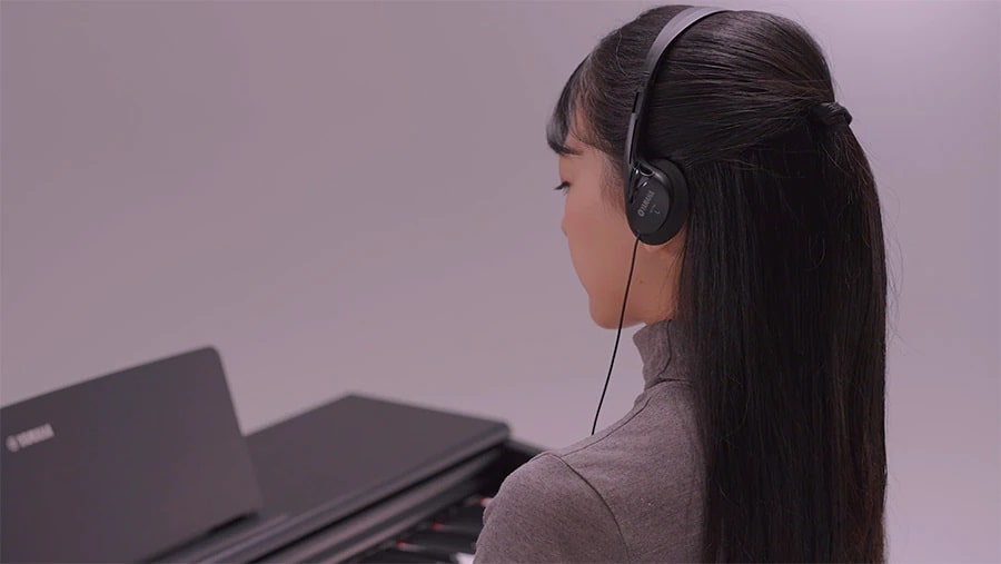 ویژگی ها یاماها ydp-145 برای راحتی بیشتر در گوش دادن در هنگام استفاده از هدفون