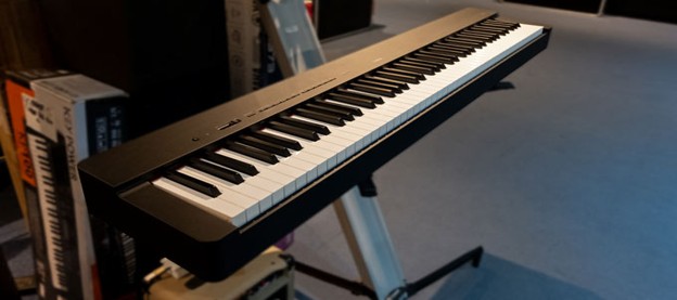 طراحی Design Yamaha P-223 در برابر P-225