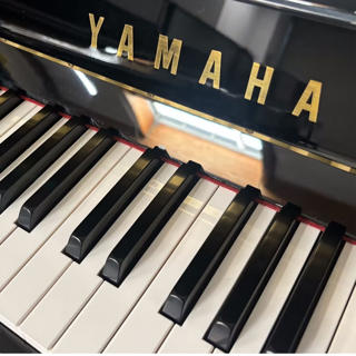 پیانو آکوستیک یاماها مدل B113