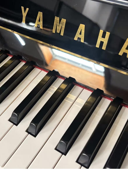 پیانو آکوستیک یاماها مدل B113
