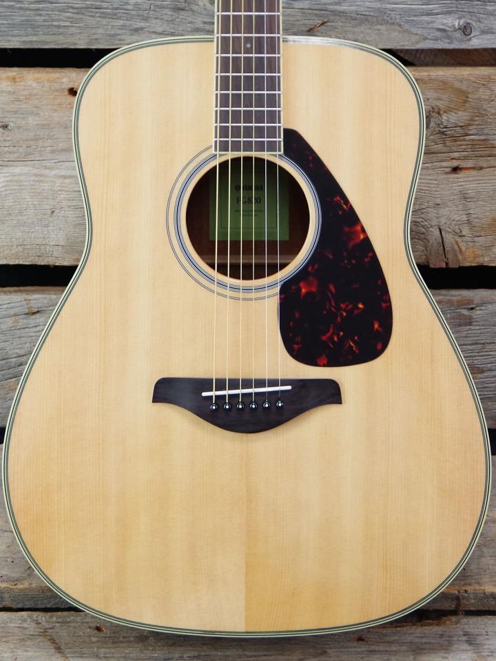 گیتار آکوستیک یاماها مدل FG820
