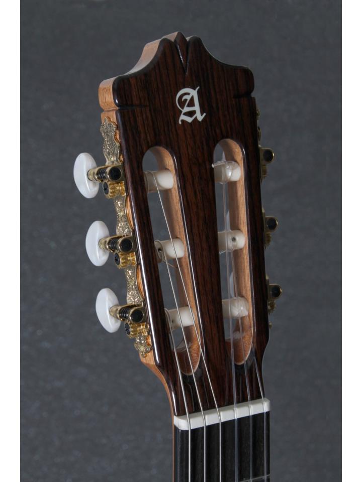 گیتار کلاسیک الحمبرا مدل 7P