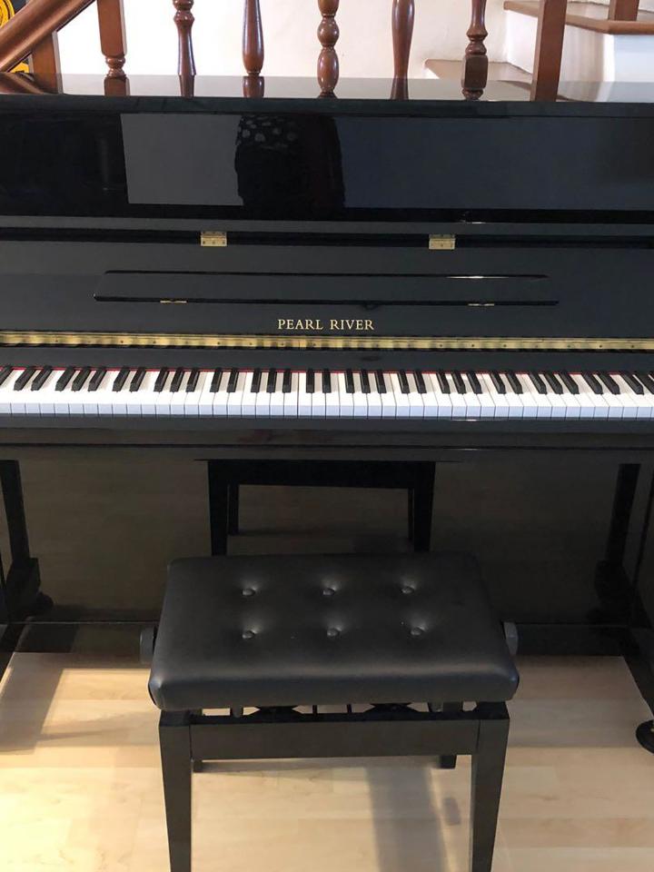 پیانو آکوستیک پریل ریور مدلUP121